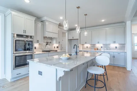 3220 Oakridge River Road Fuquay Varina NC 27526