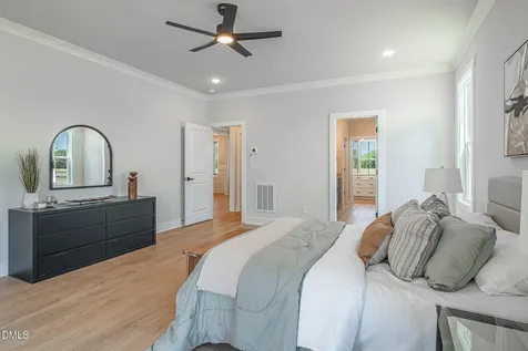 3220 Oakridge River Road Fuquay Varina NC 27526