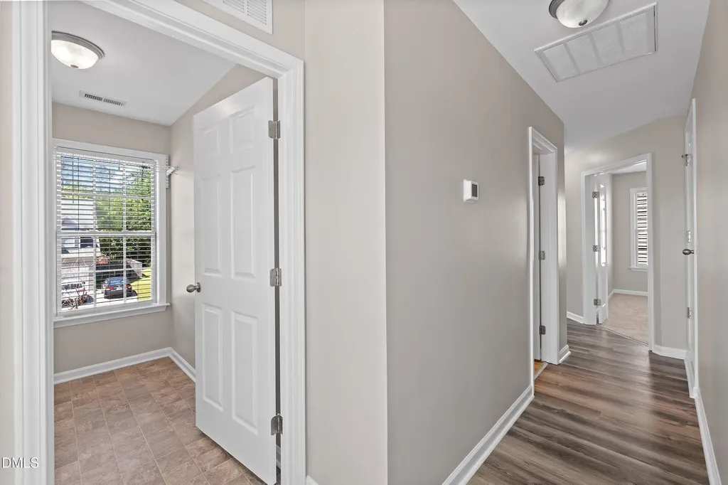 859 Bridlemine Fuquay Varina NC 27526