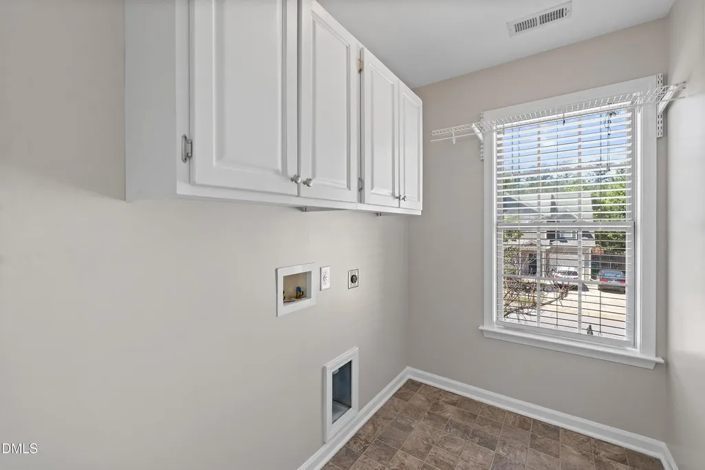 859 Bridlemine Fuquay Varina NC 27526