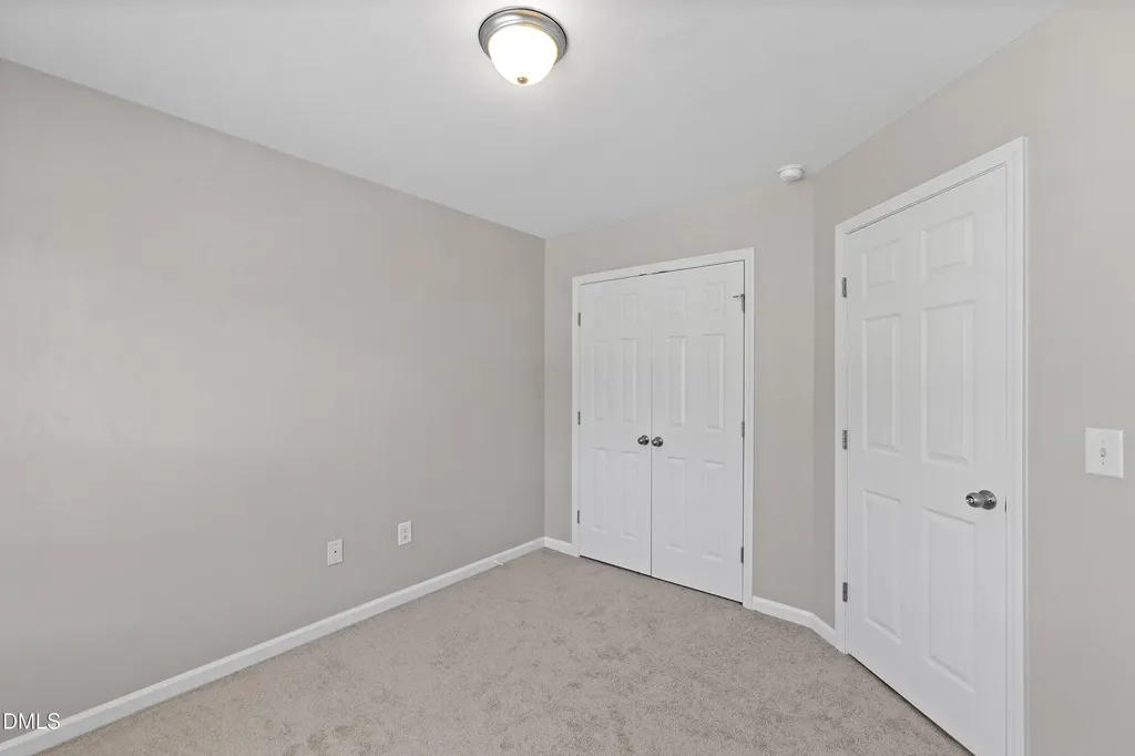 859 Bridlemine Fuquay Varina NC 27526
