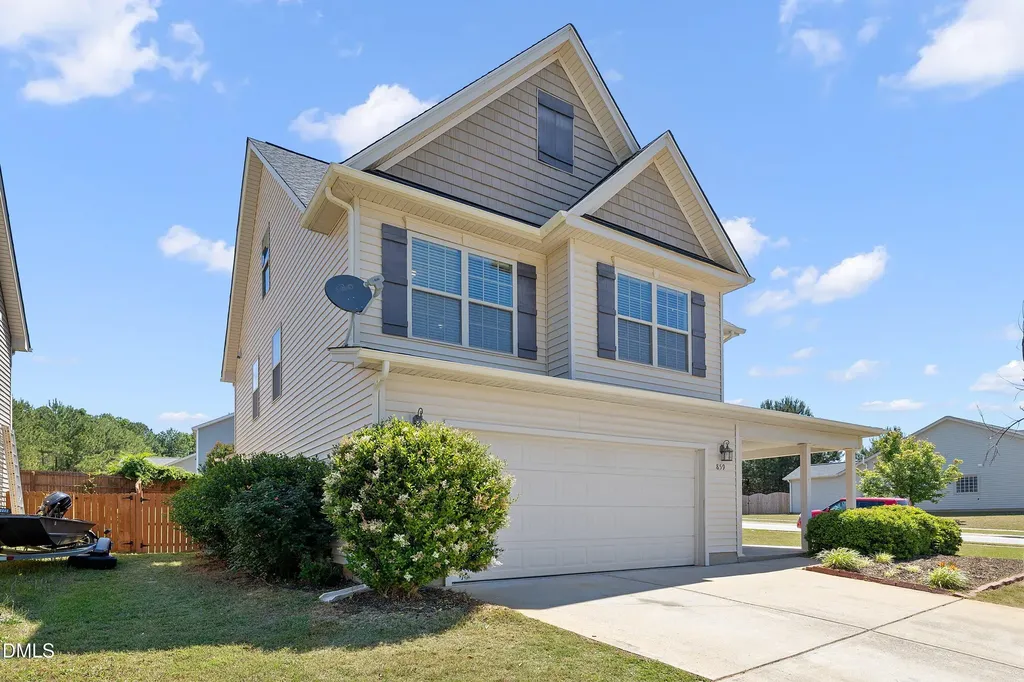 859 Bridlemine Fuquay Varina NC 27526