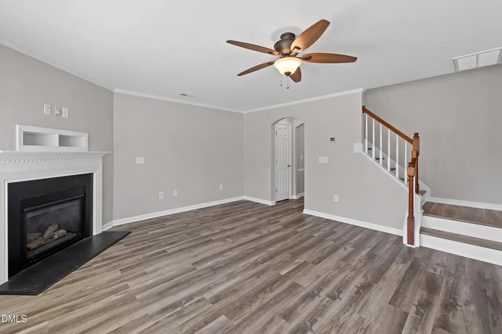 859 Bridlemine Fuquay Varina NC 27526