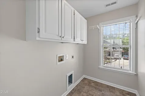 859 Bridlemine Fuquay Varina NC 27526