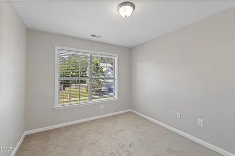 859 Bridlemine Fuquay Varina NC 27526