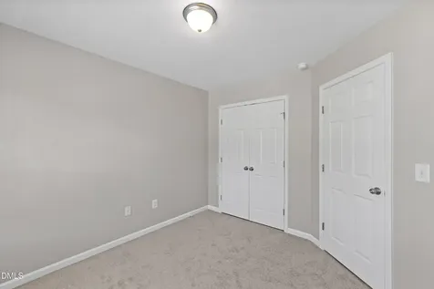 859 Bridlemine Fuquay Varina NC 27526