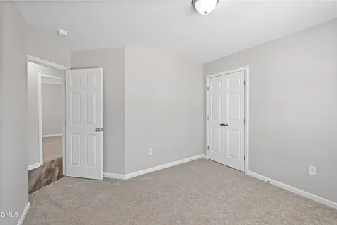 859 Bridlemine Fuquay Varina NC 27526