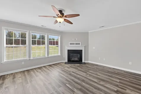859 Bridlemine Fuquay Varina NC 27526