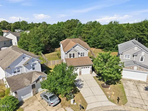 6001 Namozine Court Raleigh NC 27610