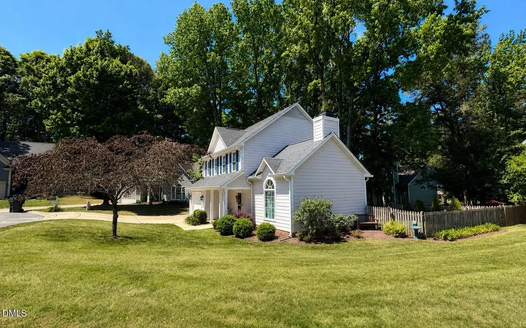 12113 Townmeade Court Raleigh NC 27613