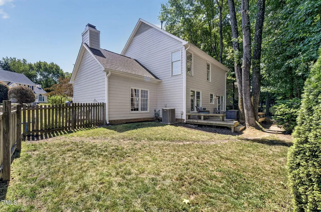 12113 Townmeade Court Raleigh NC 27613