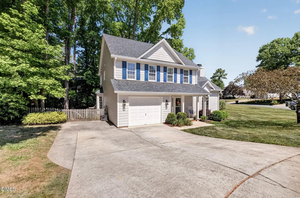 12113 Townmeade Court Raleigh NC 27613