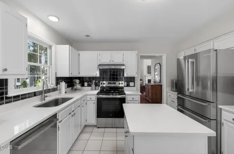 12113 Townmeade Court Raleigh NC 27613