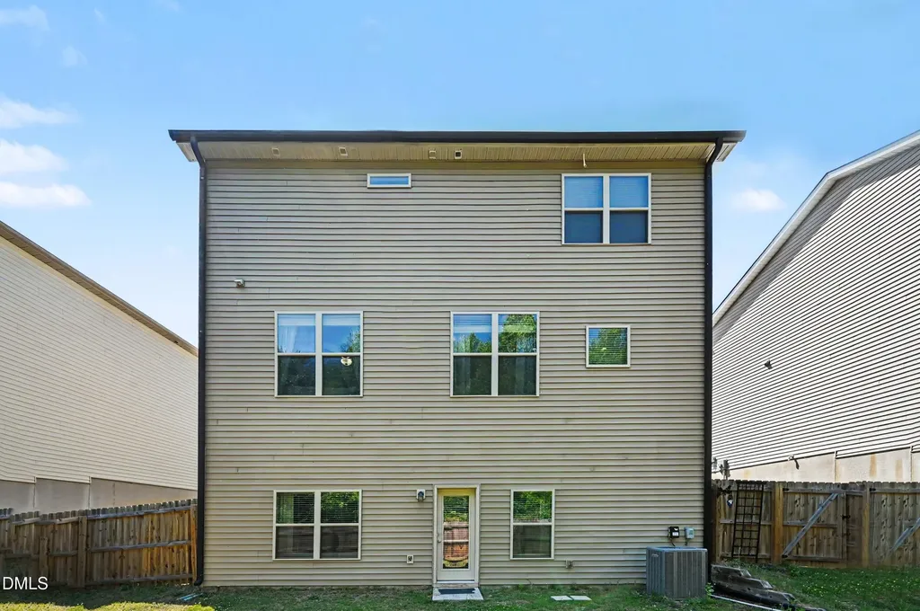 197 Pamlico Drive Clayton NC 27520