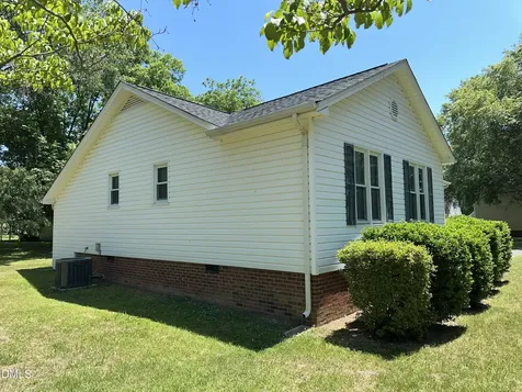 5901 Ten-ten Road Apex NC 27539