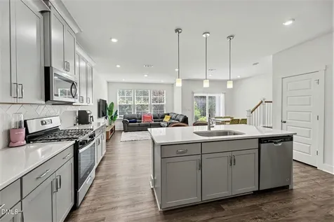 6805 Doddridge Lane Cary NC 27519