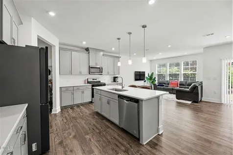 6805 Doddridge Lane Cary NC 27519