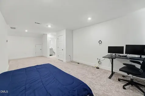 6805 Doddridge Lane Cary NC 27519