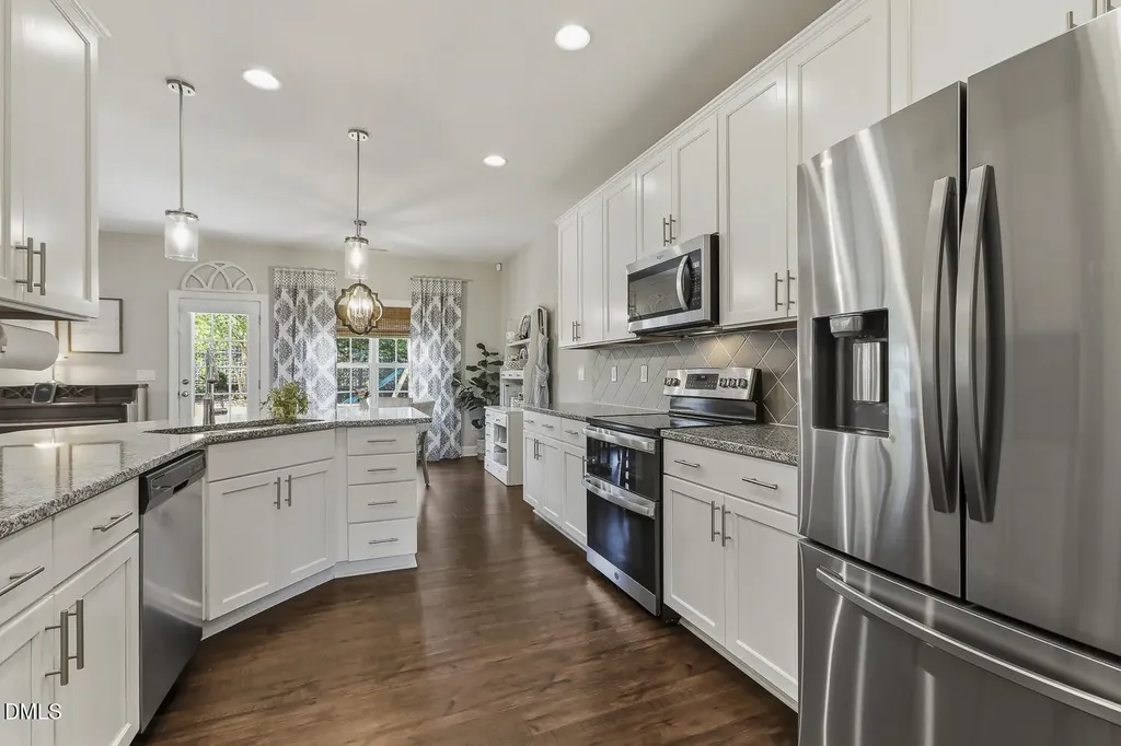 1248 Valley Dale Drive Fuquay Varina NC 27526