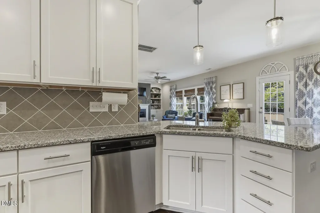 1248 Valley Dale Drive Fuquay Varina NC 27526