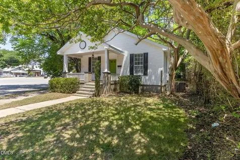 1103 Pettis Place Raleigh NC 27610