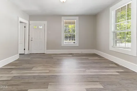 1103 Pettis Place Raleigh NC 27610
