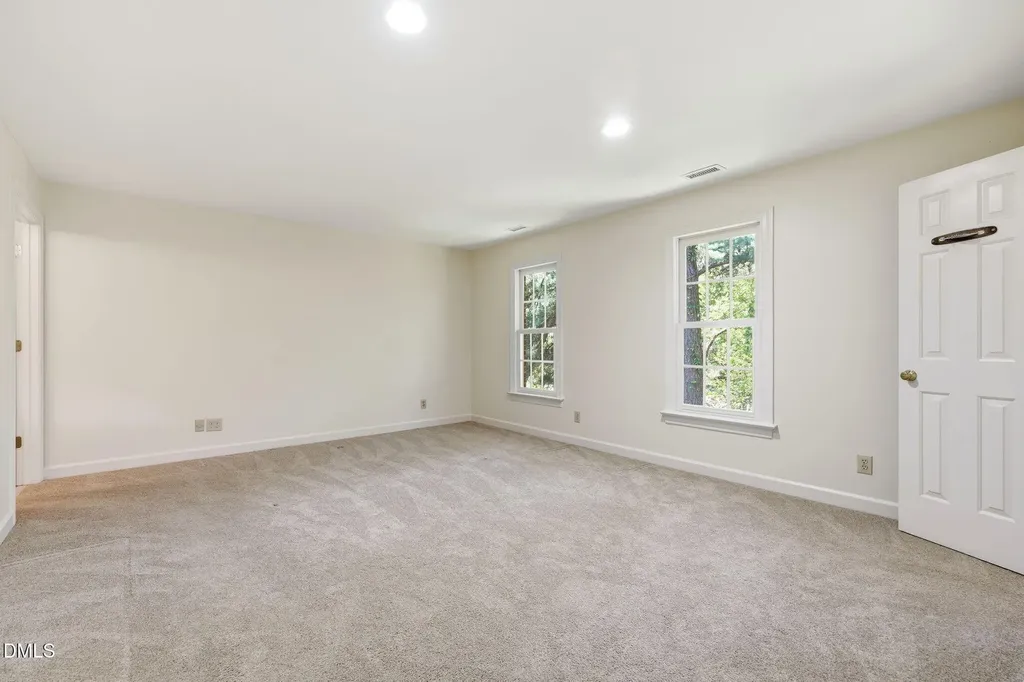 2909 Kenwick Court Raleigh NC 27613