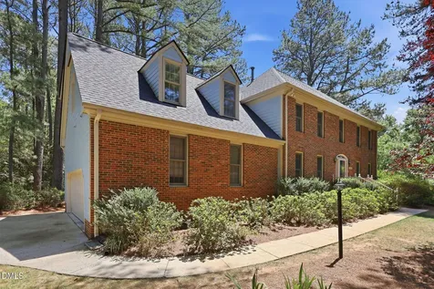 2909 Kenwick Court Raleigh NC 27613