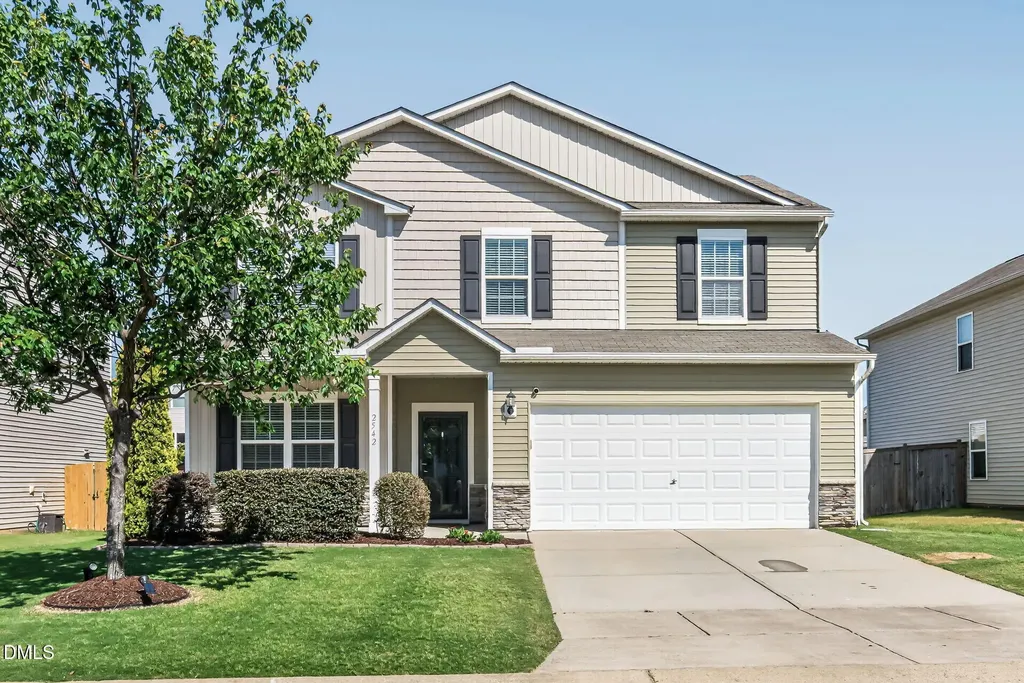 2542 Perthshire Lane Fuquay Varina NC 27526
