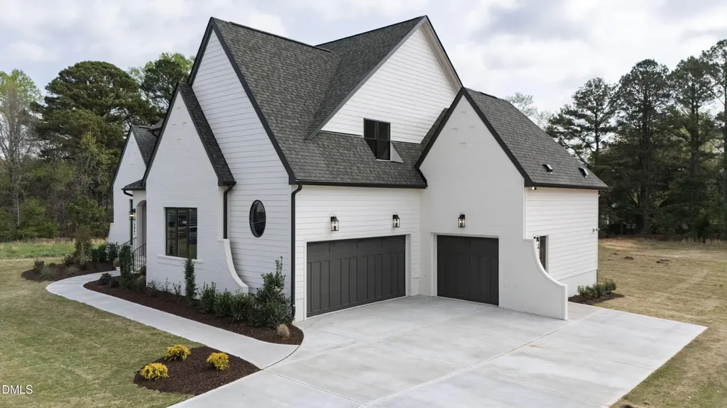 688 Lynch Road Selma NC 27576