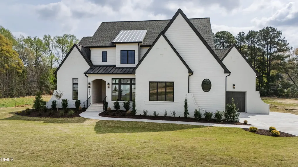688 Lynch Road Selma NC 27576