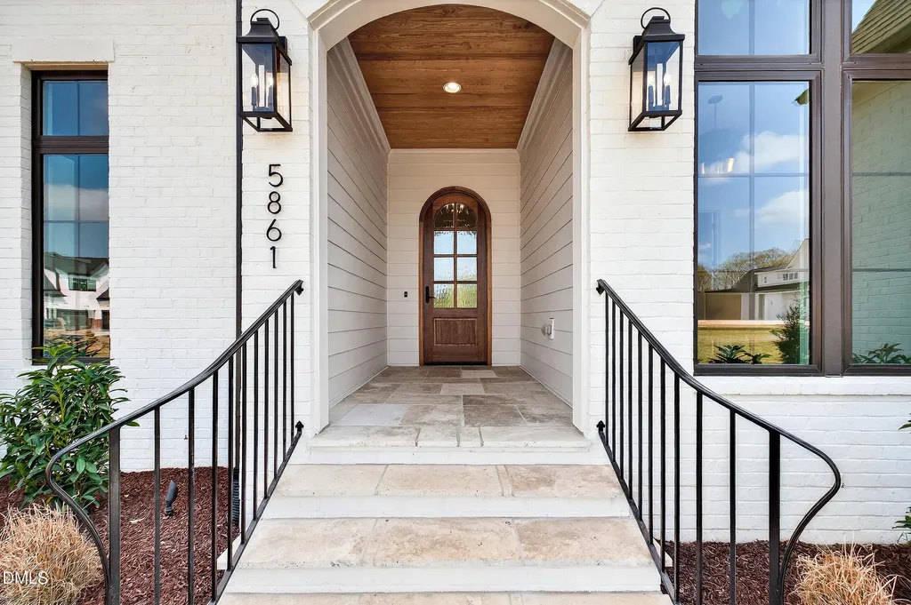 688 Lynch Road Selma NC 27576