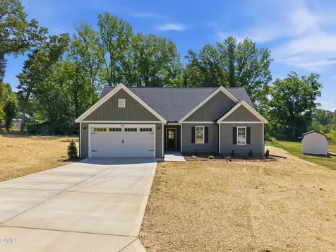 1264 Dover Street Roxboro NC 27573