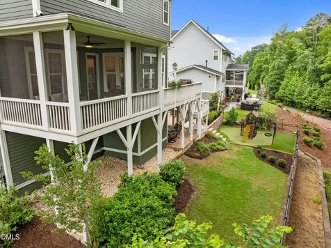 821 Rambling Oaks Lane Holly Springs NC 27540