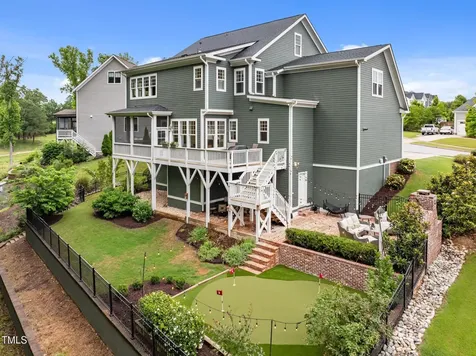 821 Rambling Oaks Lane Holly Springs NC 27540