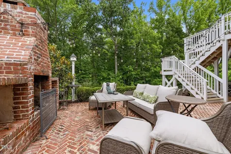 821 Rambling Oaks Lane Holly Springs NC 27540