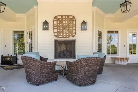 821 Rambling Oaks Lane Holly Springs NC 27540