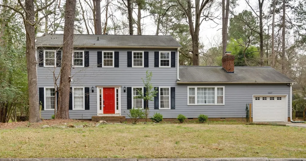 2437 Tilghman Circle Chapel Hill NC 27514