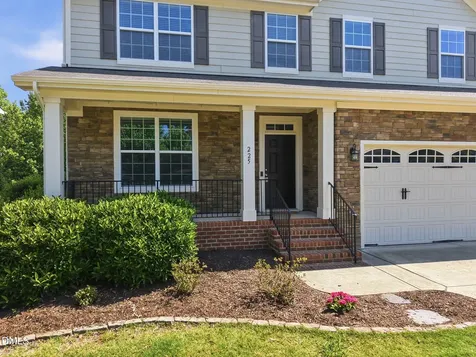 225 Harbor Fog Trail Holly Springs NC 27540