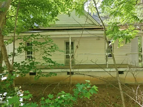 817 N Main Street Wake Forest NC 27587