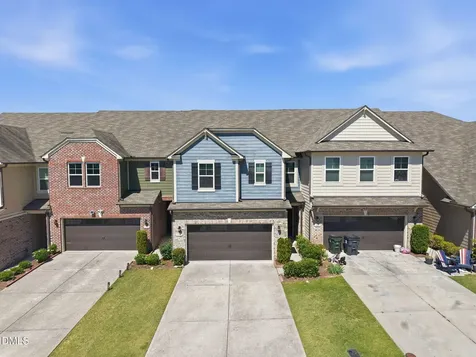 1130 Doe Blossom Lane Apex NC 27502
