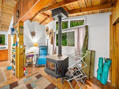 25 Posse Creek Road Burnsville NC 28714