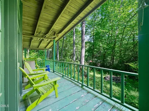 25 Posse Creek Road Burnsville NC 28714