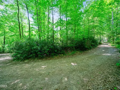 25 Posse Creek Road Burnsville NC 28714