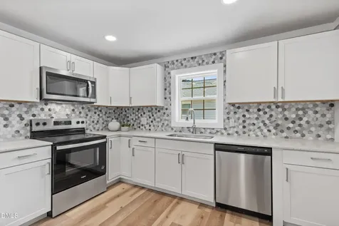 105 3rd Street Erwin NC 28339