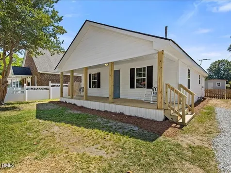 105 3rd Street Erwin NC 28339