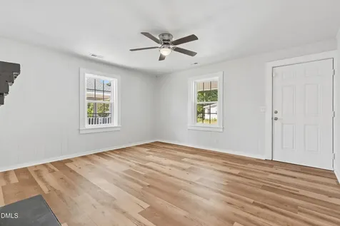 105 3rd Street Erwin NC 28339