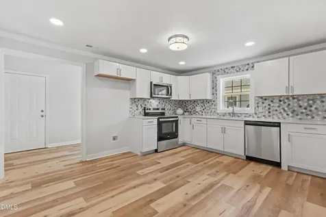 105 3rd Street Erwin NC 28339
