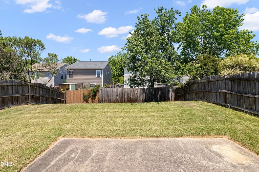329 Palmdale Court Holly Springs NC 27540