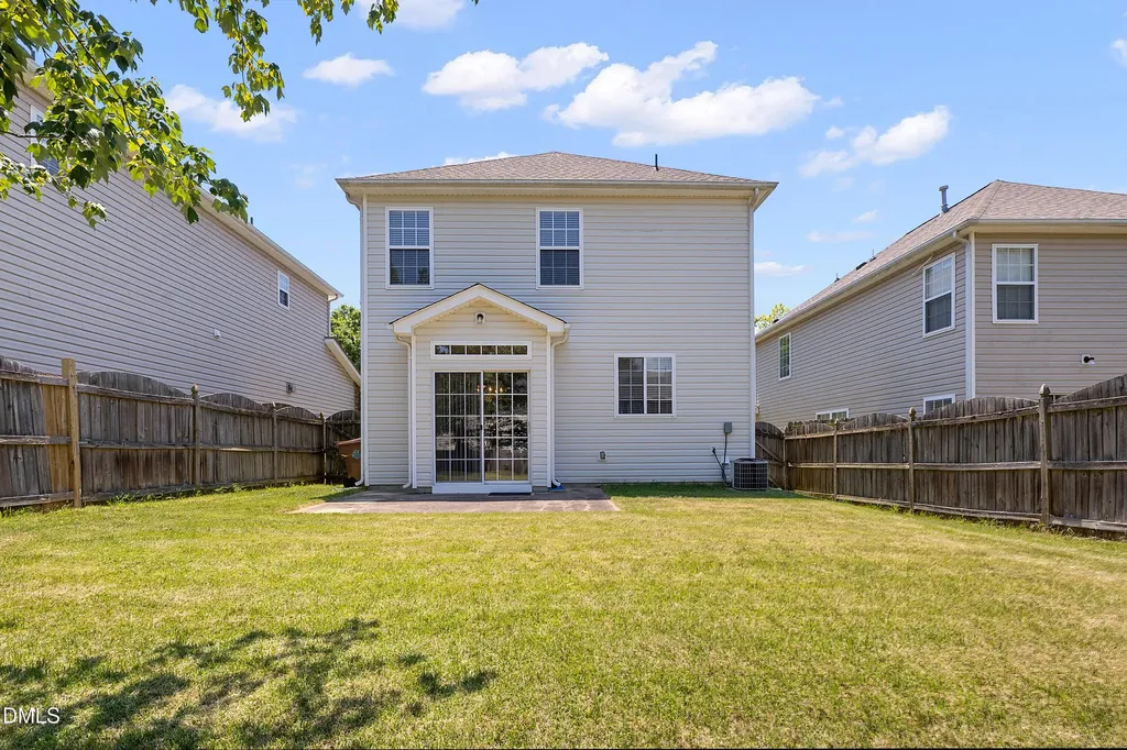 329 Palmdale Court Holly Springs NC 27540